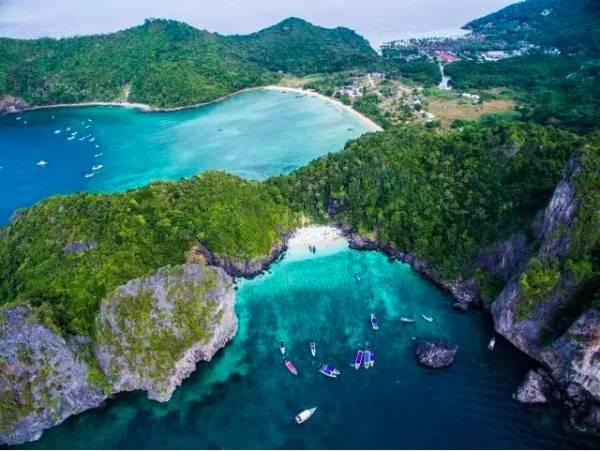 双胞胎实验：人类不适合长期太空旅行，地球是我们的囚笼？游戏画面
