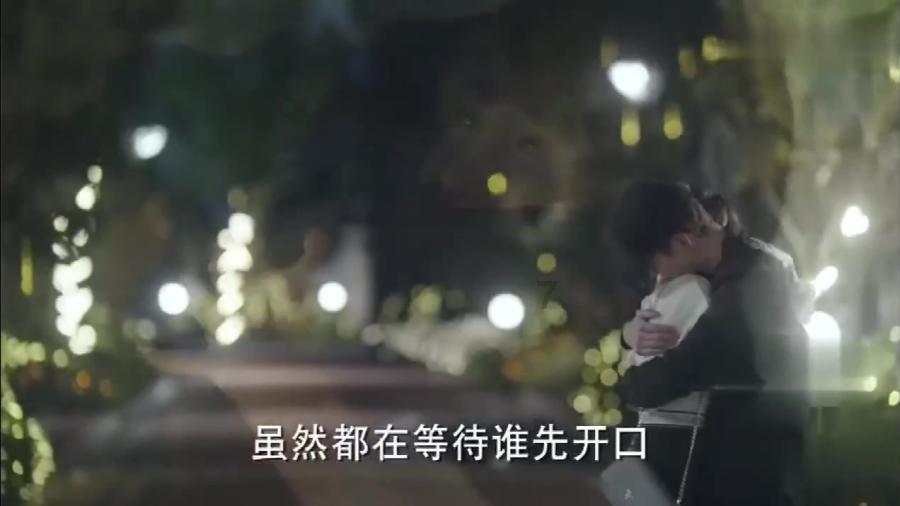 尹烨演讲时带货“买998送899”，被顾均辉批“需要学习定位”