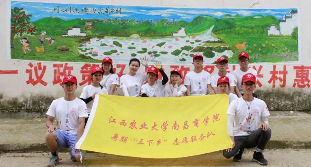 曾舜晞怼脸自拍 每一张都可以封神 像王嘉尔又像王鹤棣