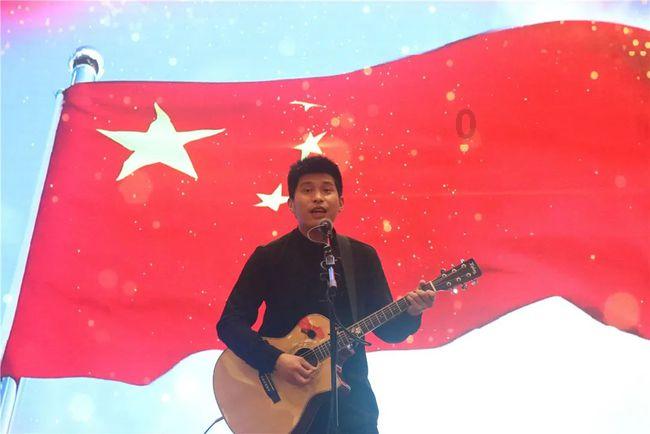 《蝉》这首诗是什么意思？游戏画面